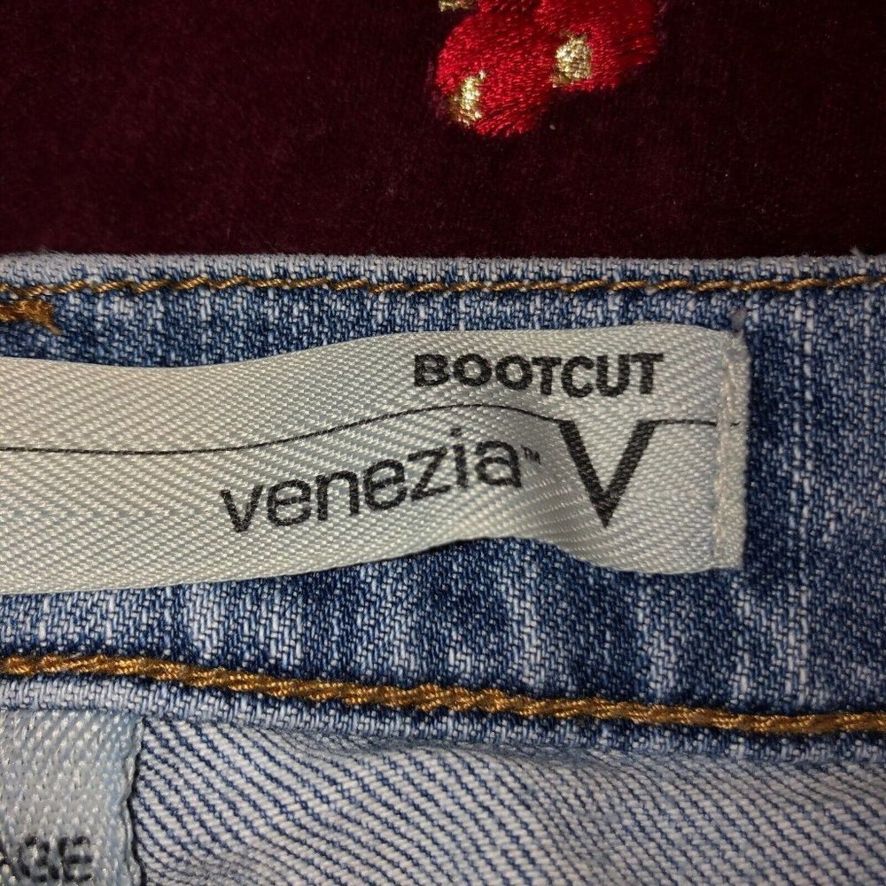 Venezia Womens Size 16 Medium Wash Blue Bootcut Boot Cut Denim Jeans 34 x 31 - Picture 8 of 10